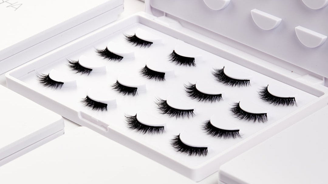MYO x KASHA Lash Storage Case