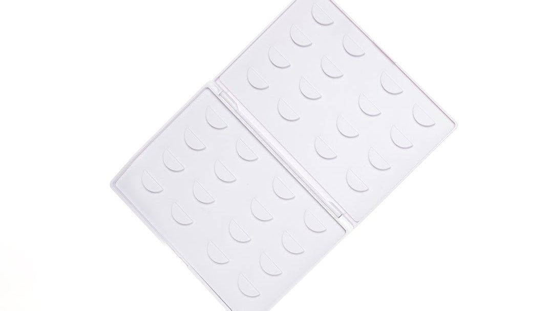 MYO x KASHA Lash Storage Case